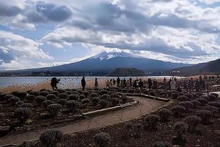 骑士主帅：为球队今晚的拼劲感到骄傲 但有些时刻我们好像没油了